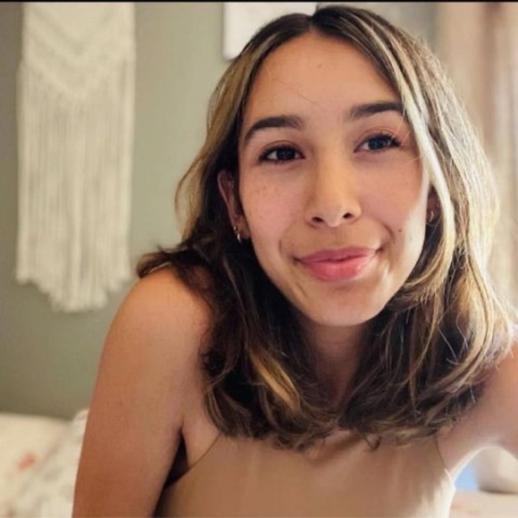 Meet your Posher, Brittney - Picture 1 of 1